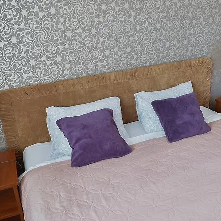 Δωμάτια σε οικογενειακή κατοικία Villa Green Oświęcim