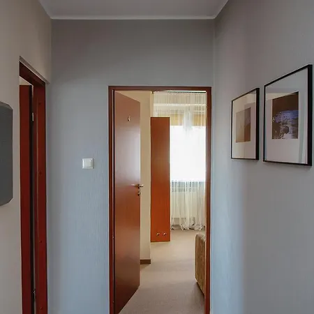 Δωμάτια σε οικογενειακή κατοικία Villa Green